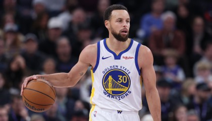 博鱼体育官方入口-14中7得24分！科尔：比赛中我问过库里他说感觉非常好