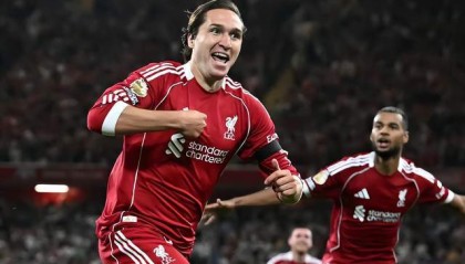 博鱼体育登录入口-英超4战0胜 利物浦已无退路！剑指6连杀对手 萨拉赫回归